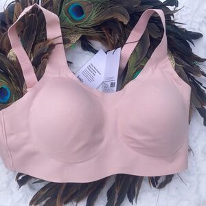KNIX seamless pullover bra NWT